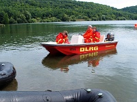 (2) Rettungsboot der DLRG